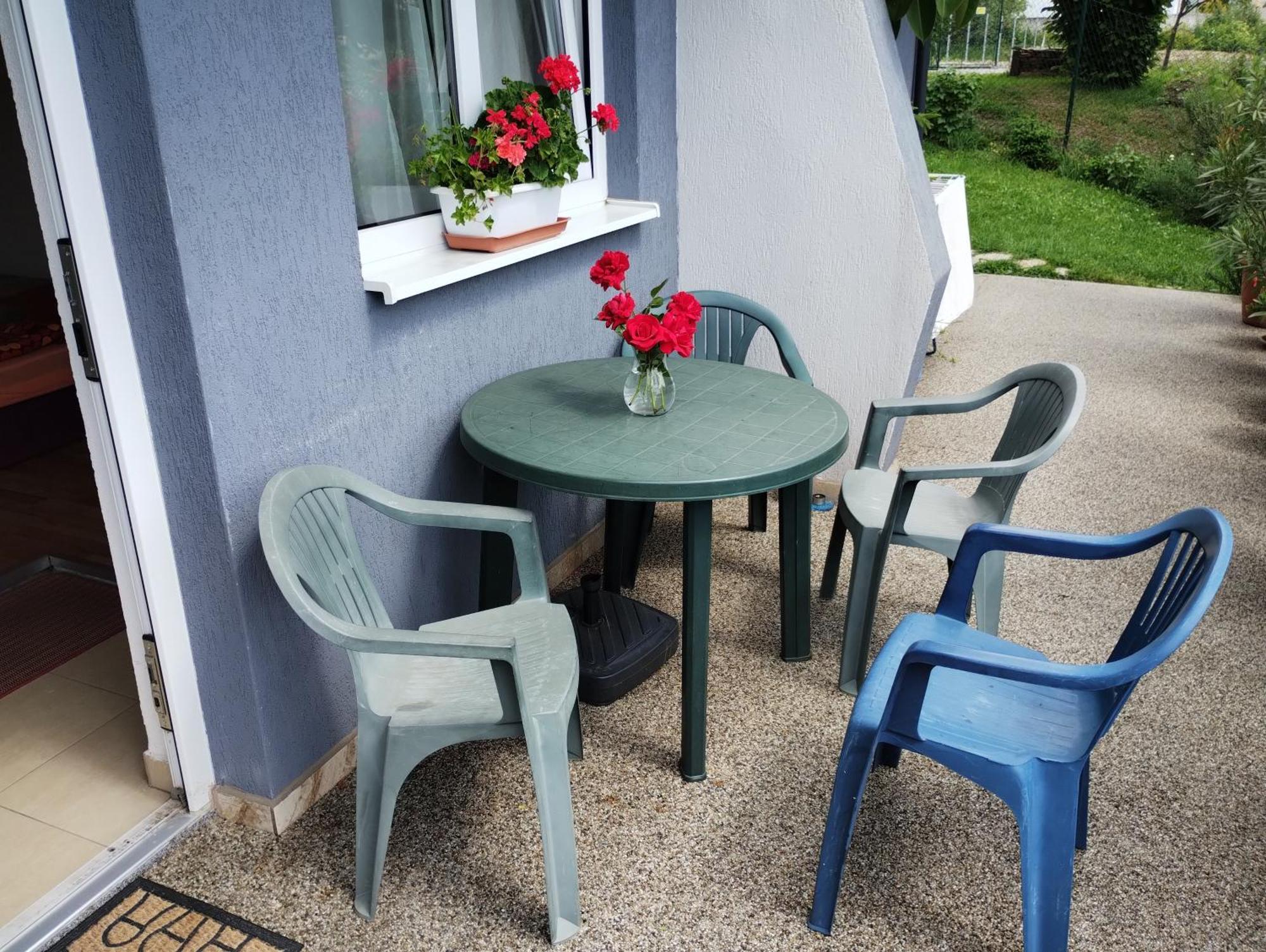 Apartmany Fantagiro Kaluža Exteriör bild